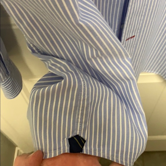 Large Button Up - Picture 5 of 7